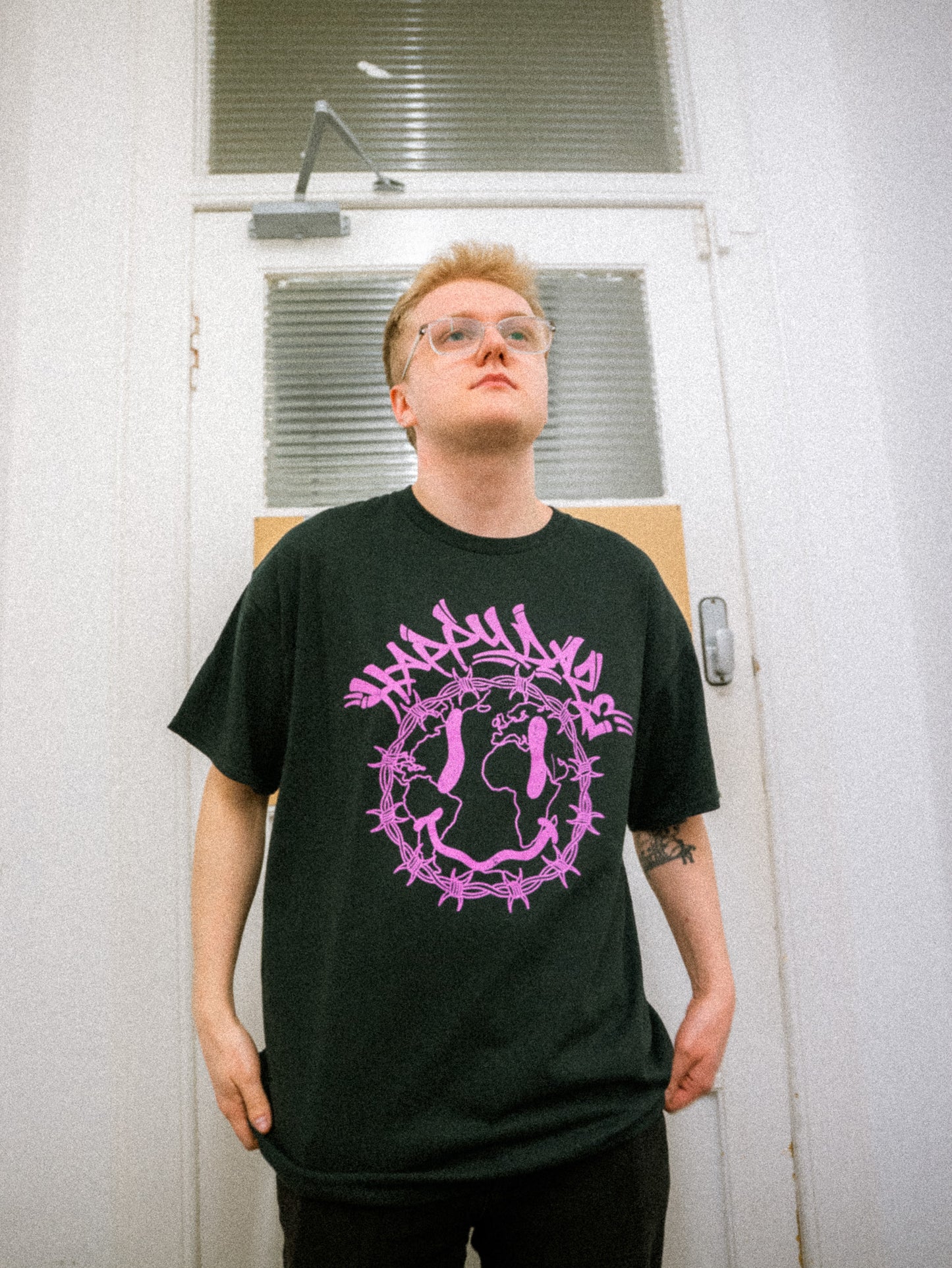 happydaze Smiley Black T-Shirt